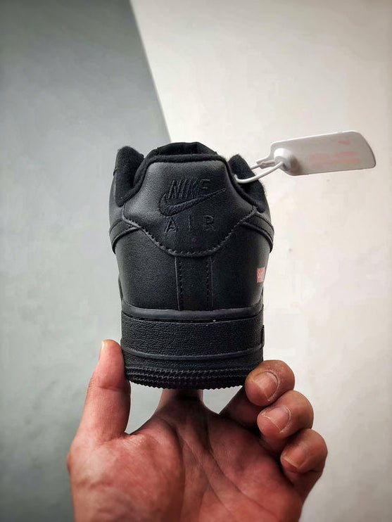 Nike Air Force 1 Low SUPREME BLACK