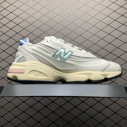 New Balance 1000WA