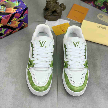 LOUIS VUITTON TRAINER 54