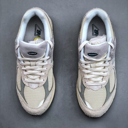 New Balance 2002R EK