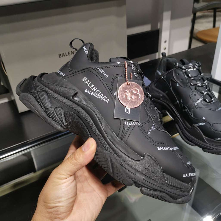 BALENCIAGA TRIPLE S x NOIR MONOGRAM