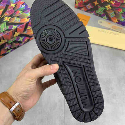 LOUIS VUITTON TRAINER 54