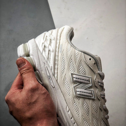 New Balance 1906R