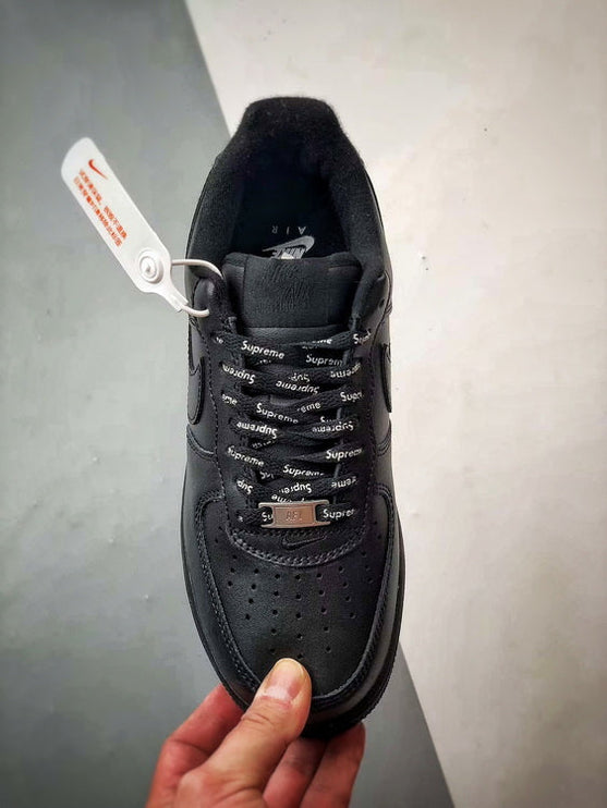 Nike Air Force 1 Low SUPREME BLACK