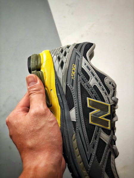 New Balance 1906