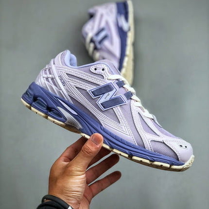 New Balance 1906