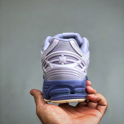 New Balance 1906