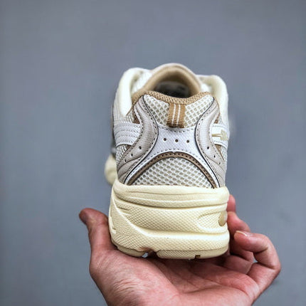 NEW BALANCE 530AA