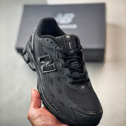 New Balance 1906 FULL BLACK
