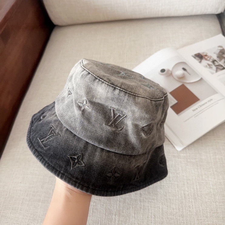 BOB LOUIS VUITTON