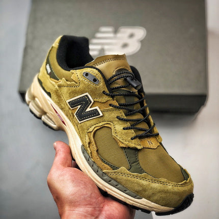 New Balance 2002R DP