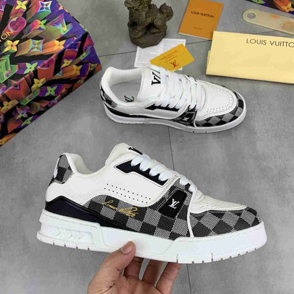 LOUIS VUITTON TRAINER 54