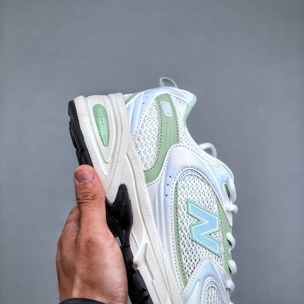 NEW BALANCE 530LG