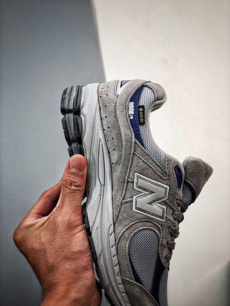 New Balance 2002R XB
