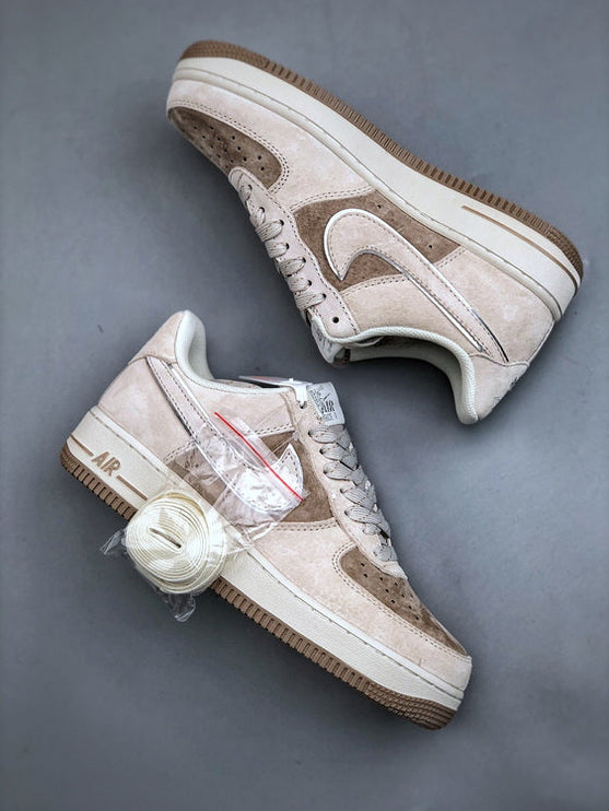Nike Air Force 1 Low akira