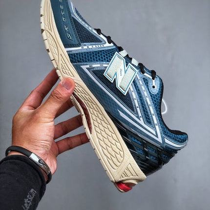 New Balance 1906