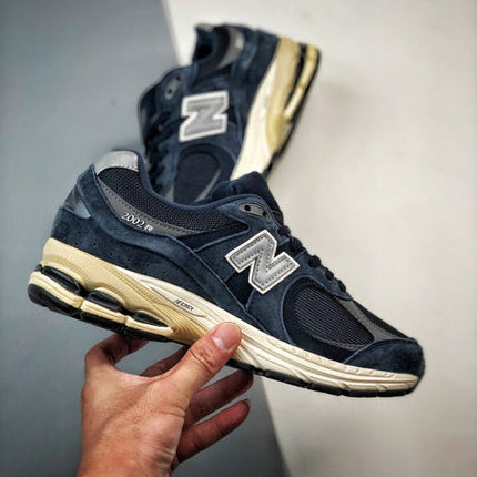 New Balance 2002R CA