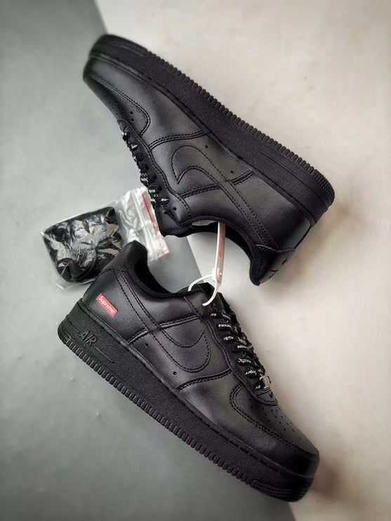 Nike Air Force 1 Low SUPREME BLACK
