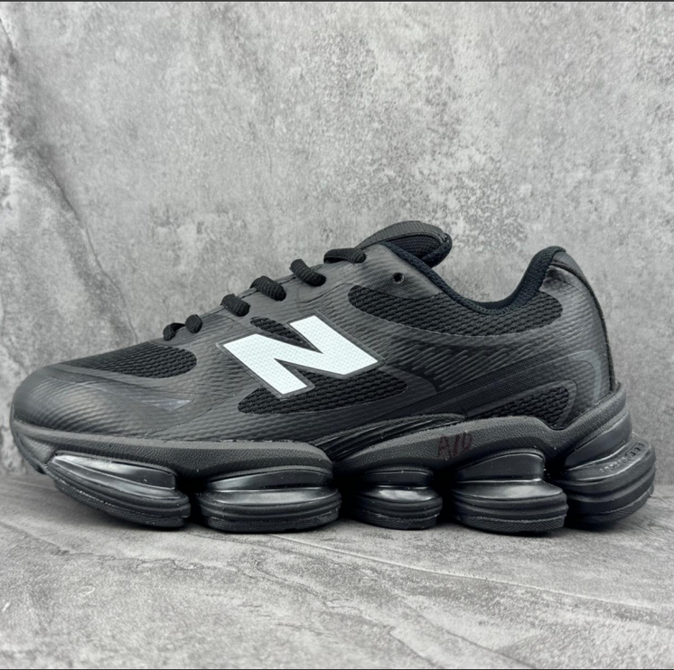 New Balance 2000