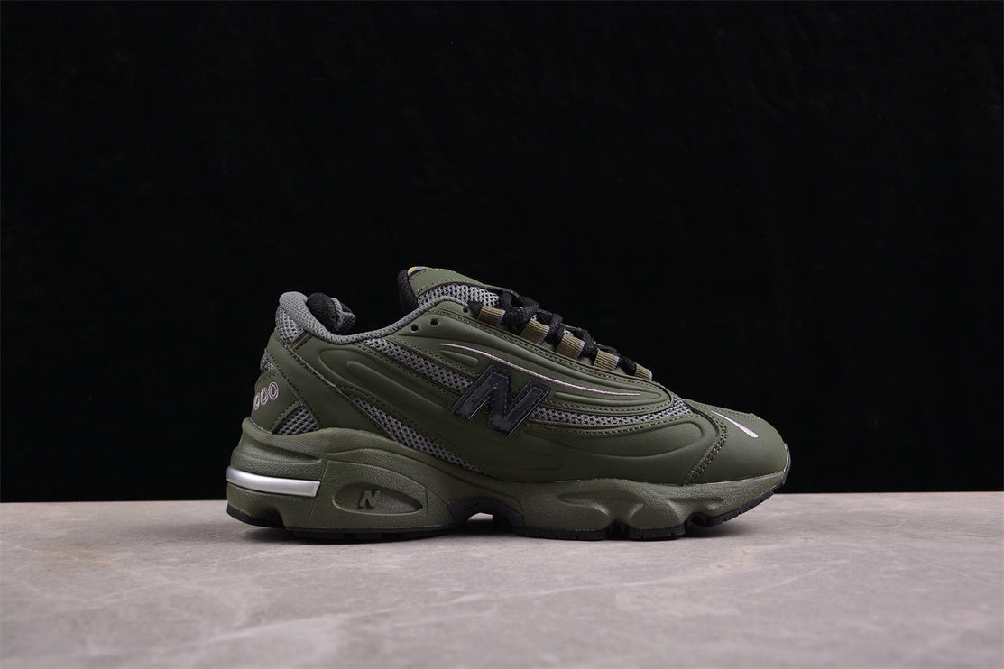 New Balance 1000AR