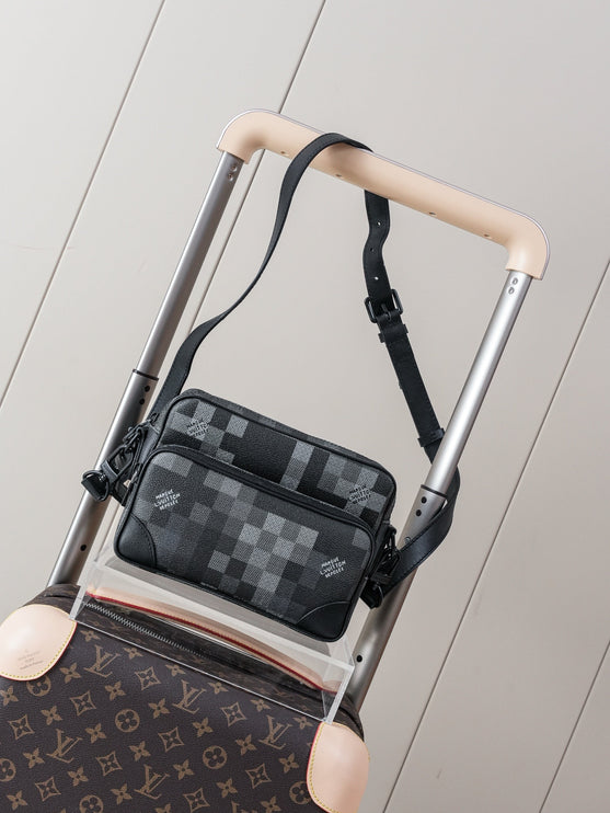 SACOCHE LOUIS VUITTON