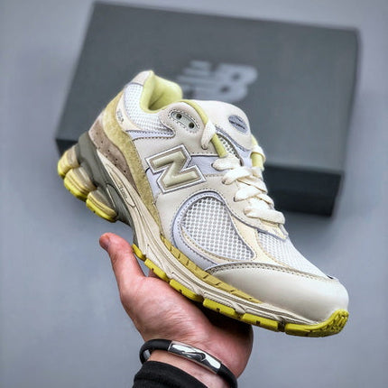 New Balance 2002R Auralee