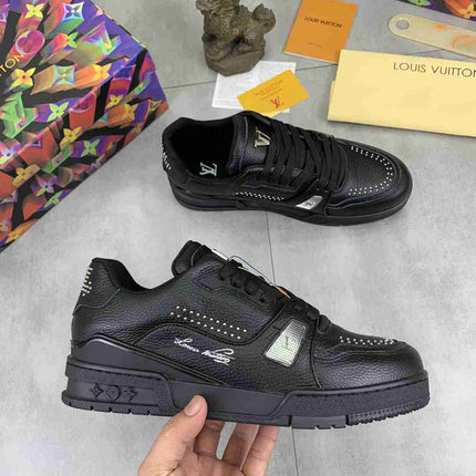 LOUIS VUITTON TRAINER 54