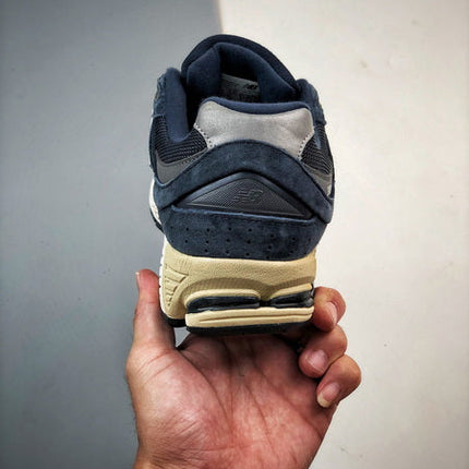 New Balance 2002R CA
