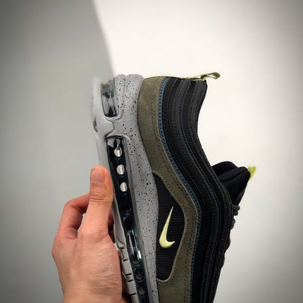 NIKE Air Max 97  Papier journal Vert cendré