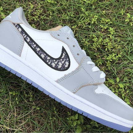 JORDAN 1 LOW x DIOR