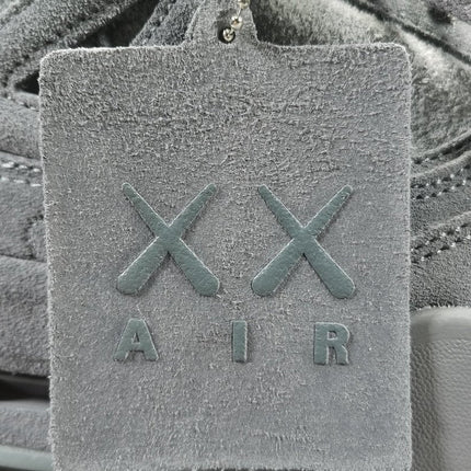 JORDAN 4 x KAWS GRIS