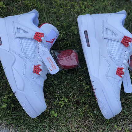 JORDAN 4 x METALLIC RED