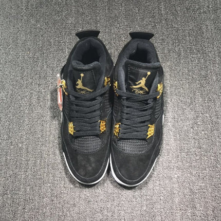 JORDAN 4 x ROYALTY
