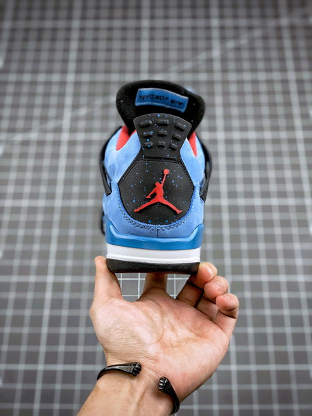 travis Scott x Air Jordan 4